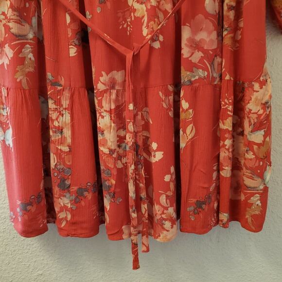 Torrid Voluminous Dress Size 2 Crinkle Gauze Floral Red Tie Neck Self Tie Belt - Picture 7 of 16